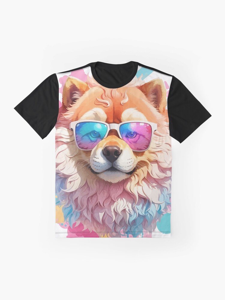 Camiseta negra con mangas cortas y diseño de Pomerania: Camiseta negra con mangas cortas y diseño colorido de un perro Pomerania con gafas de sol.